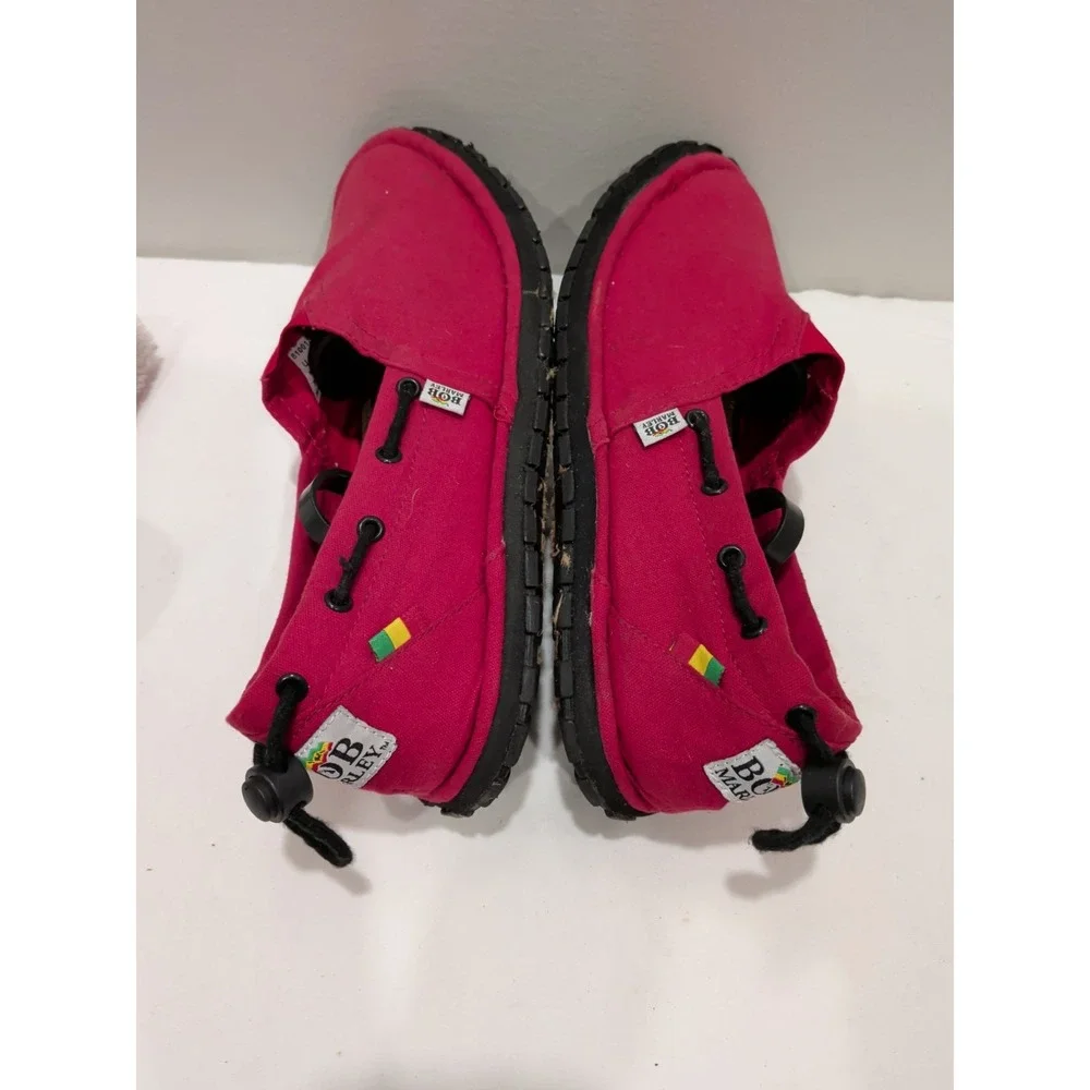 KINGSTON Bob Marley Cannvas Red Men's Sz 10.5 Slip On Sandals
